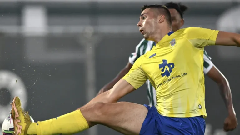 Oficial: Marozau deixa Arouca e ruma à Dinamarca