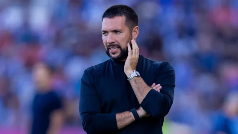 Farioli recebe boa notícia às portas do Rio Ave-FC Porto
