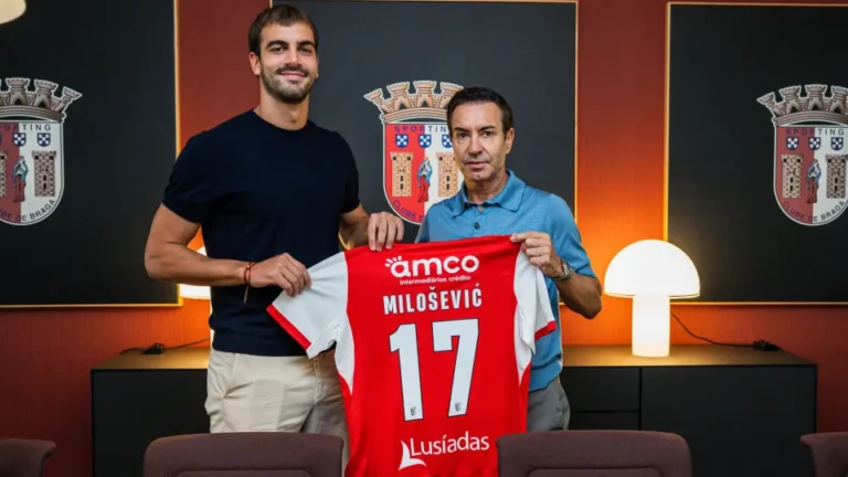 Oficial: Avançado sérvio Jovan Milosevic é reforço do Sporting de Braga