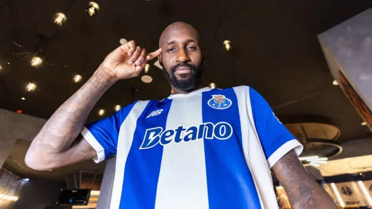 Oficial: Seko Fofana regressa ao FC Porto num empréstimo de uma temporada
