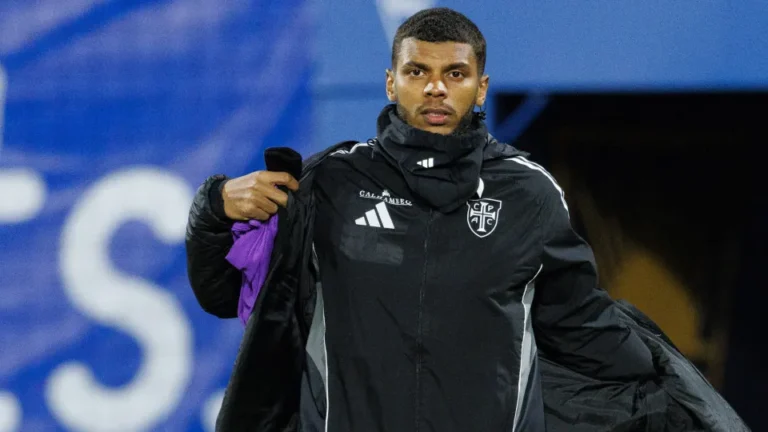 Oficial: Casa Pia vende Iyad Mohamed ao Portsmouth