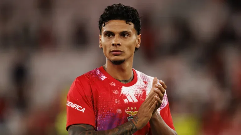 Benfica acelera saída de Richard Ríos: Há dois clubes na linha da frente