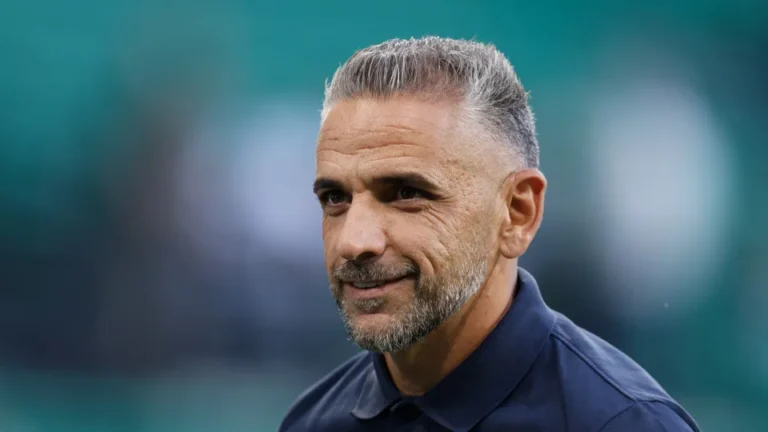 Da baliza ao ataque. Borges estuda ajustes no Sporting para a Champions