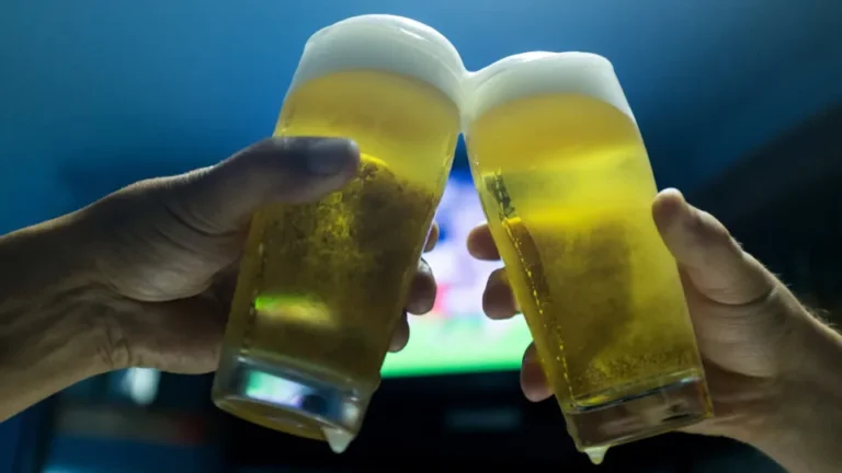 Liga prevê venda de bebidas alcoólicas nos estádios “ainda esta época”