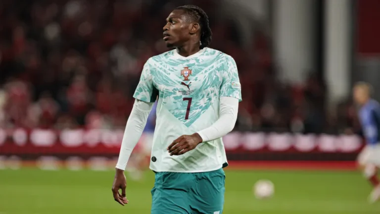 Rafael Leão sobre Ronaldo: “De certeza que está contente pela vitória”