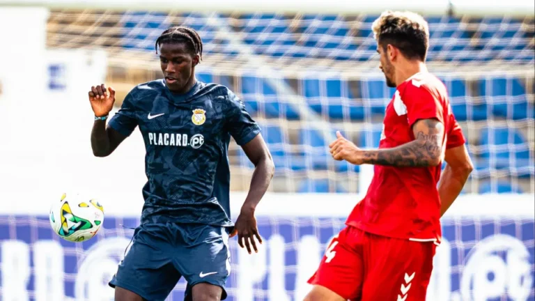 Alverca vence Marítimo por 2-0 em jogo de preparação