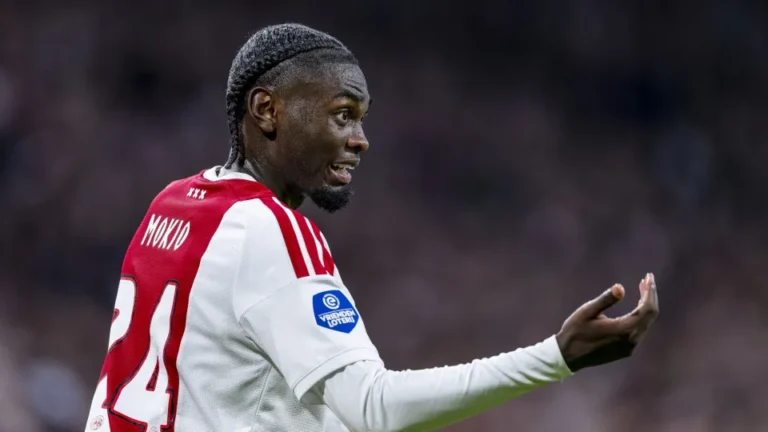 Farioli pediu Jorthy Mokio ao FC Porto, mas Ajax não facilitou