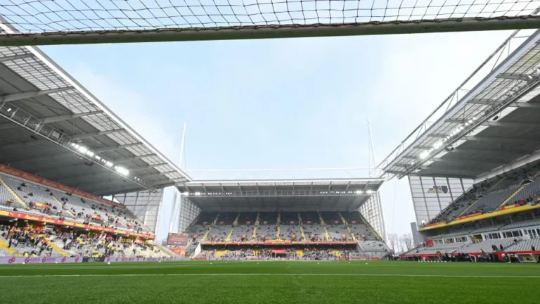 Lens-Sporting: Leão esfaimado por milhões… e estabilidade